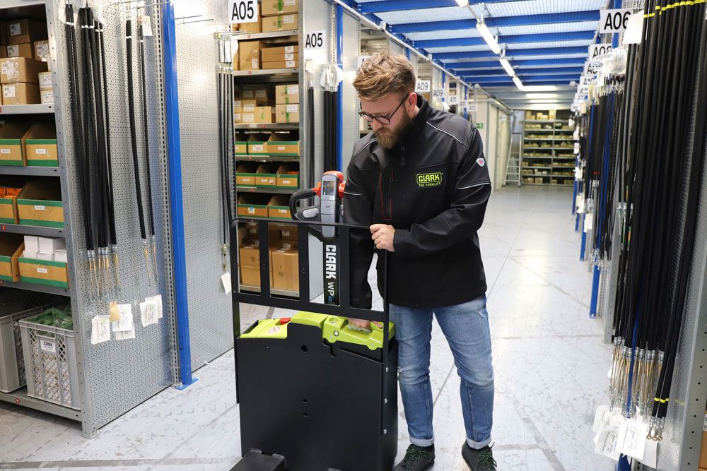 DéLAIS DE RECHARGE COURTS INTERMéDIAIRES POSSIBLES | G3M Transpalettes électriques Lithium-Ion WPio20 Épinal 0