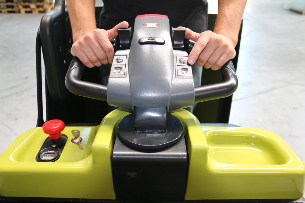ERGONOMIE DU TABLEAU DE COMMANDE | G3M Transpalettes électriques PPFXS20 Saint-Dié-des-Vosges 2