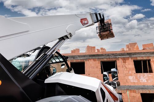 SMALL TLS T40.180 PALLET FORKS 14042021 ACTION_61_1231_PREV_UPRCK | G3M Chariots télescopiques BOBCAT Laxou 28