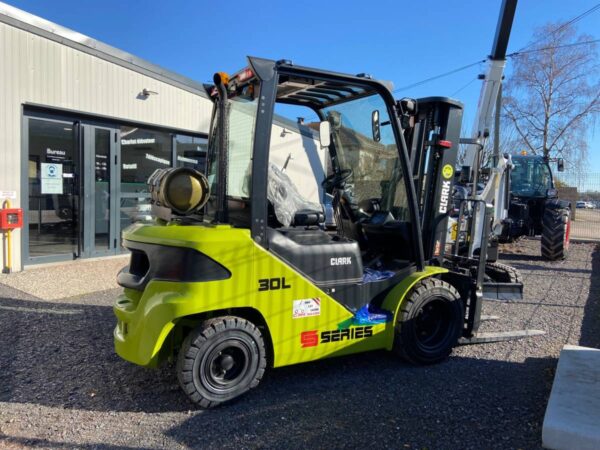 Vente d’engins de manutention pr&egrave;s de Nancy et &Eacute;pinal Toul 9